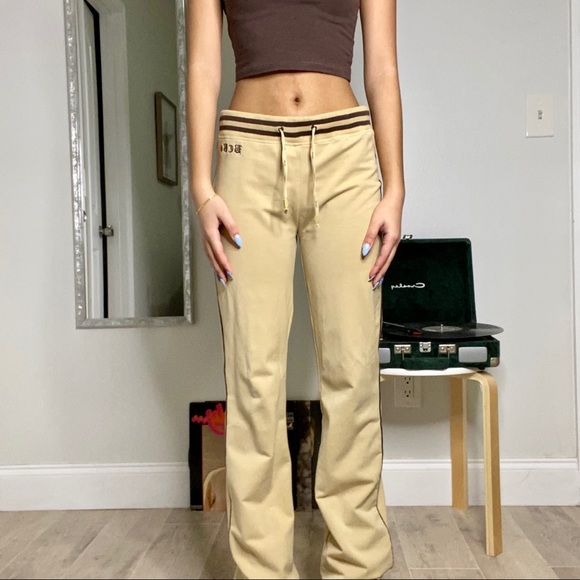 SOLD - Picture 2 of 4